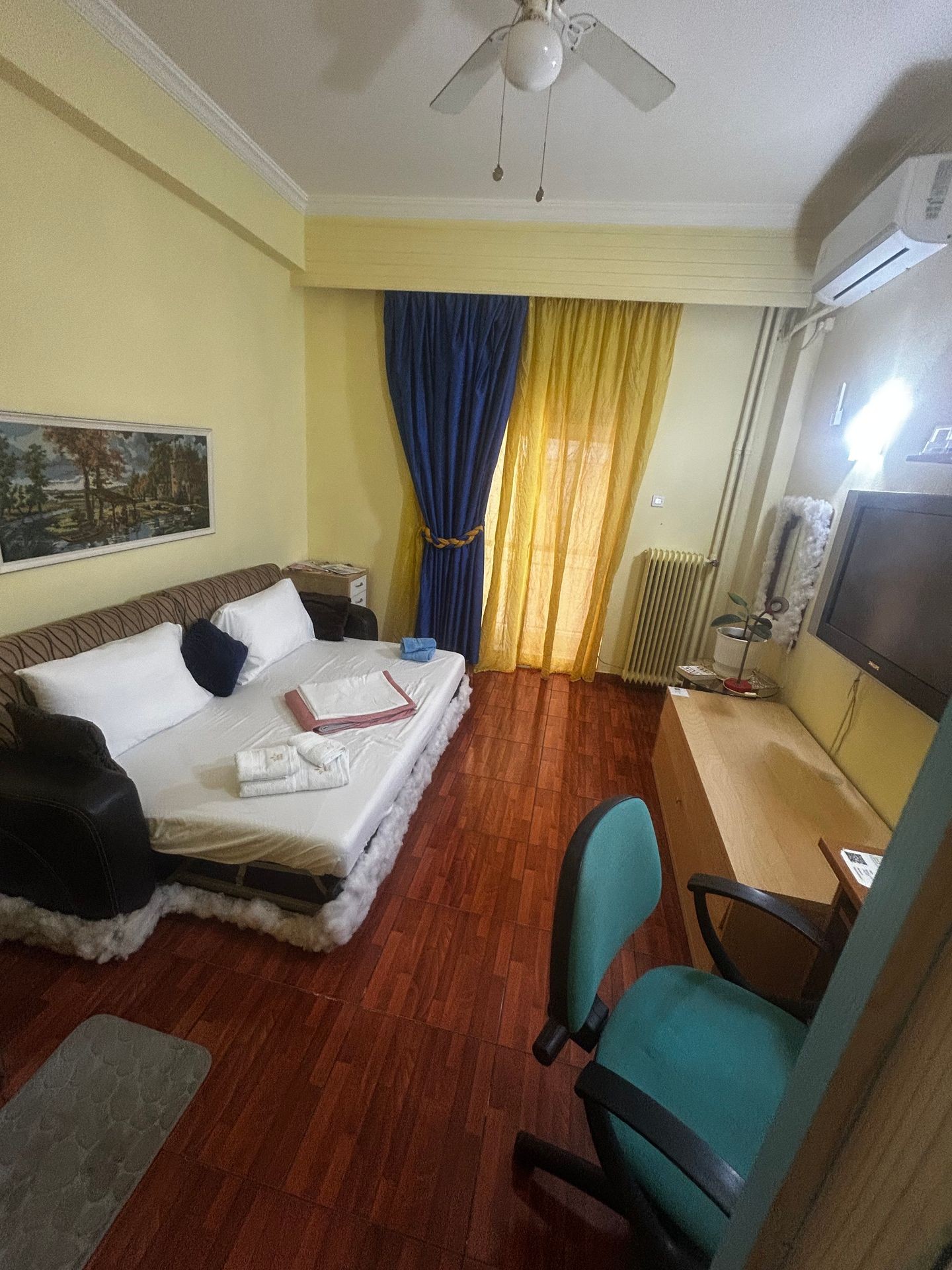 Unique City Center Stay